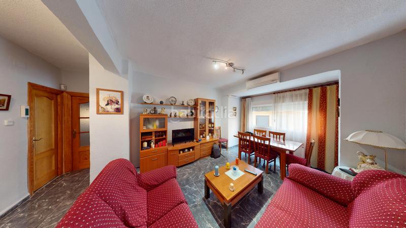 Foto e0812104-b9fe-44fa-9700-6f14e8589aef. Etagenwohnung in Carolinas Altas Alicante