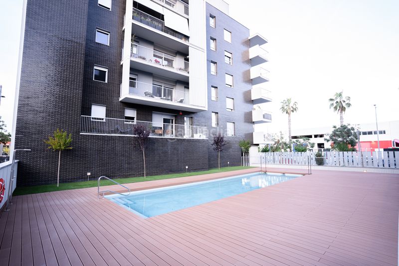 Foto 01d0abe9-f486-4a47-917b-8ac010ef0f3f. Flat with heating parking pool in Vilamarina Viladecans