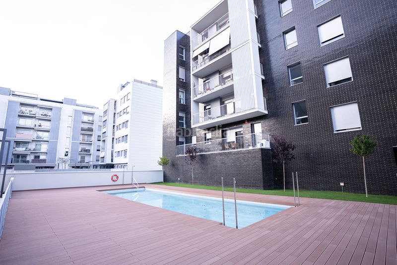 Foto b9dd160b-409d-45f0-a0f4-1bebac93eaca. Flat with heating parking pool in Vilamarina Viladecans