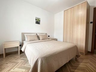 Etagenwohnung en Carrer d' amadeu vives 55. Super oportunidad en hospitalet!