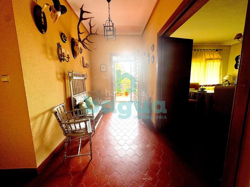 Foto c510574b-7e8d-4b0b-a873-dd1055535e4a. Chalet  en calle halcon en Almendralejo