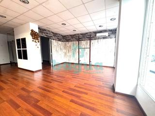 Location Local commercial  N/a. Local comercial en alquiler