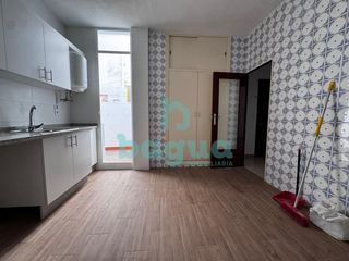 Miete Etagenwohnung in Almendralejo. Piso 3 habitaciones sin amueblar