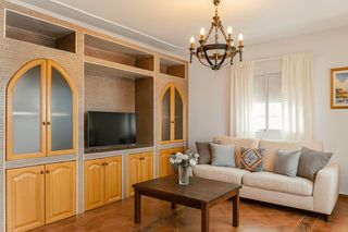 Chalet en Sisante. Precioso chalet con parcela urbana