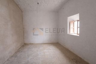 Casa in Villalgordo del Júcar. Casa para terminar a tu gusto