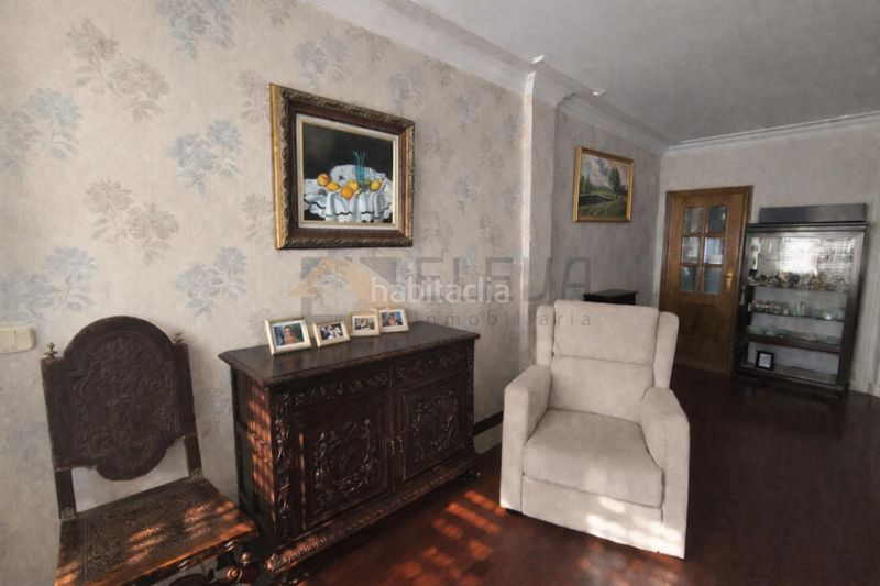 Foto 11b3b64d-4c3e-4730-a446-68c066d0a103. Casa adossada amb xemeneia calefacció aparcament a Roda (La)