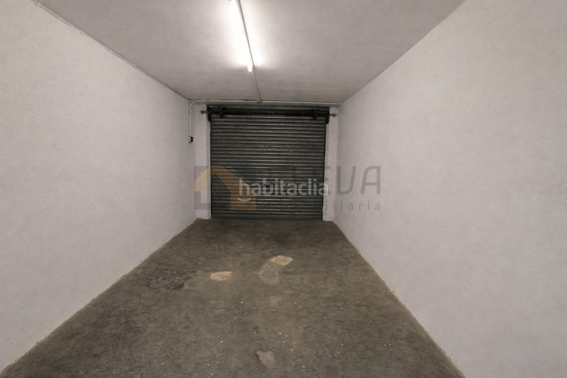 Foto 7538a632-3749-4899-8b6e-d590a8d4fb3d. Casa adossada amb xemeneia calefacció aparcament a Roda (La)