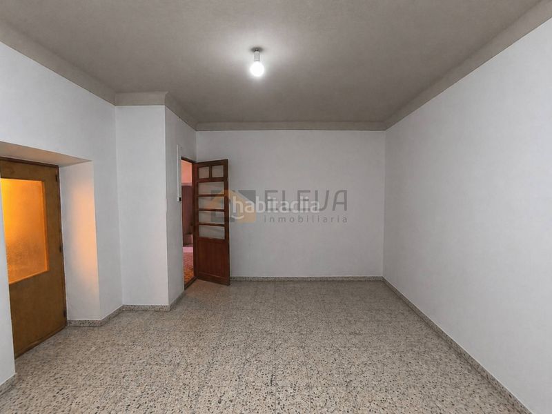 Foto e7e1eab6-ac14-4498-bd20-8510ebd8ab1b. Casa a Roda (La)