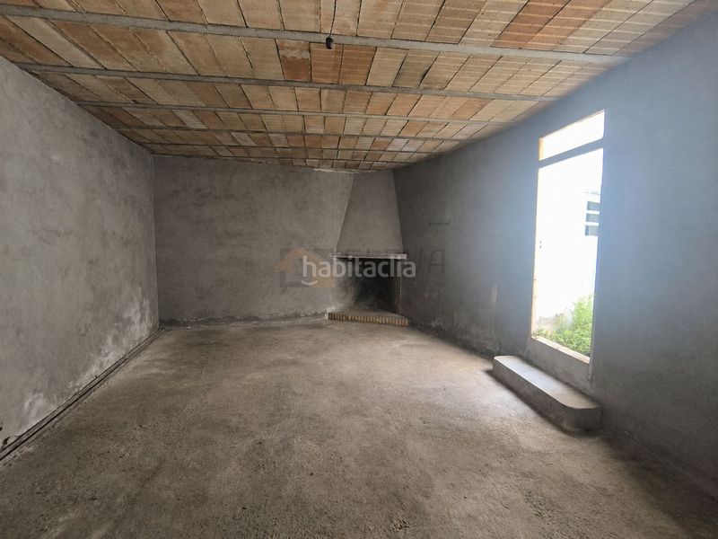 Foto aa35580e-7820-49d7-bc10-860d604d1465. Casa amb calefacció aparcament a Roda (La)