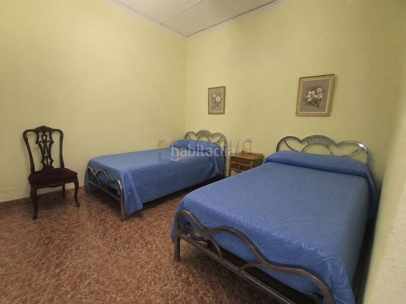 Foto 4e17ebf3-2199-4ea5-8183-f3948b60d8ef. Casa  con salida a dos calles en Roda (La)