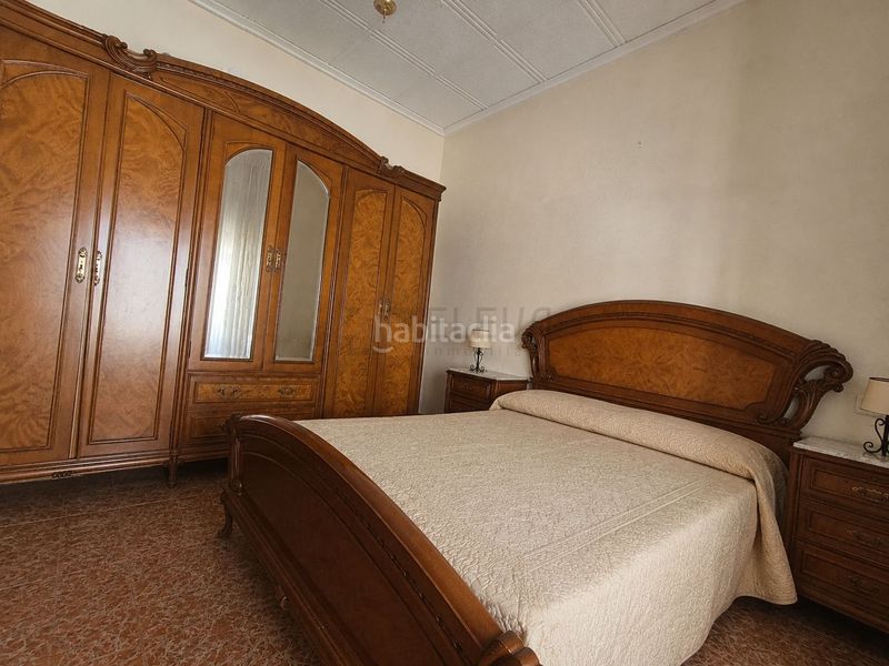 Foto c99a9124-f415-4ac8-940c-e3c695a6a889. Casa  con salida a dos calles en Roda (La)