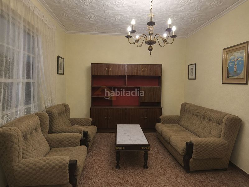 Foto d3b00c71-45eb-473b-8492-b95dd4008157. Casa  con salida a dos calles en Roda (La)