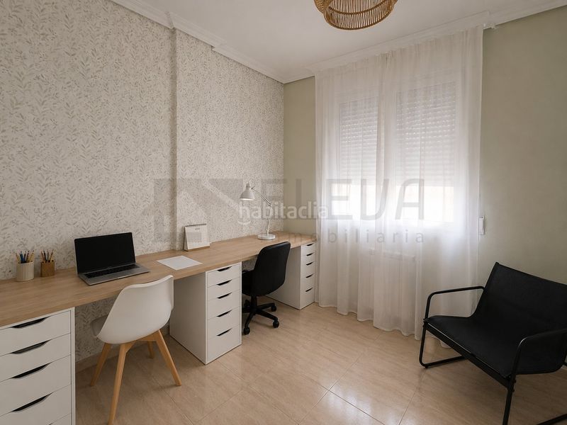 Foto 5a01a4b5-b8b7-46f9-b987-31db7e5e21d5. Piso  en la roda en Roda (La)