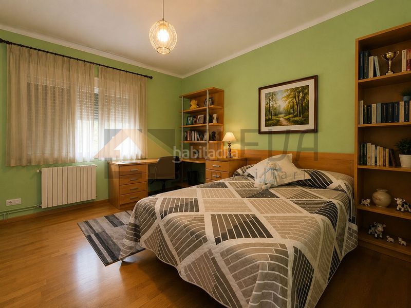 Foto 2f684965-c5b3-4a4b-9ae0-c74d0de8ee60. Casa adossada amb calefacció aparcament a Roda (La)