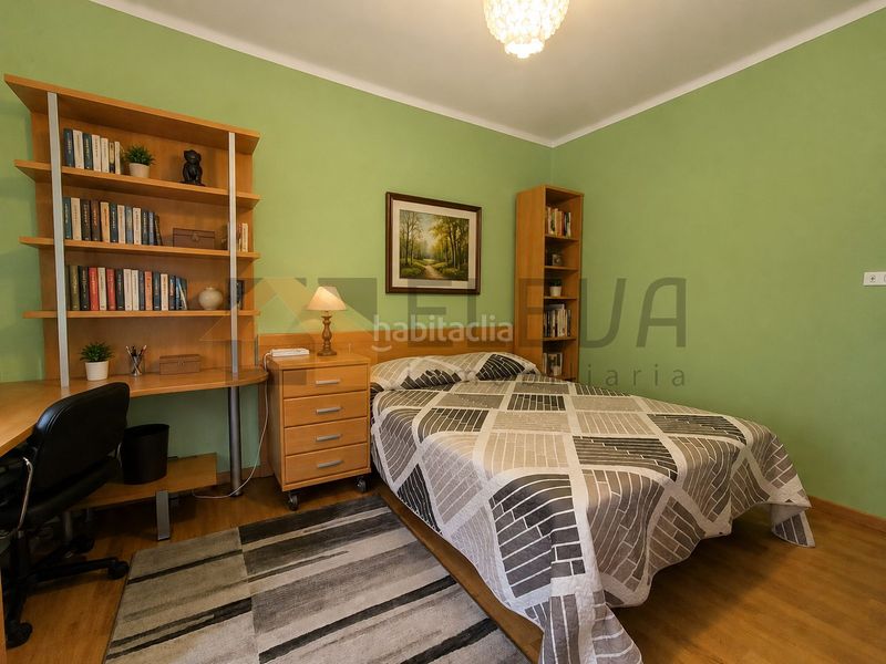 Foto c78dde08-1032-481e-b945-fd21450a3abf. Casa adossada amb calefacció aparcament a Roda (La)