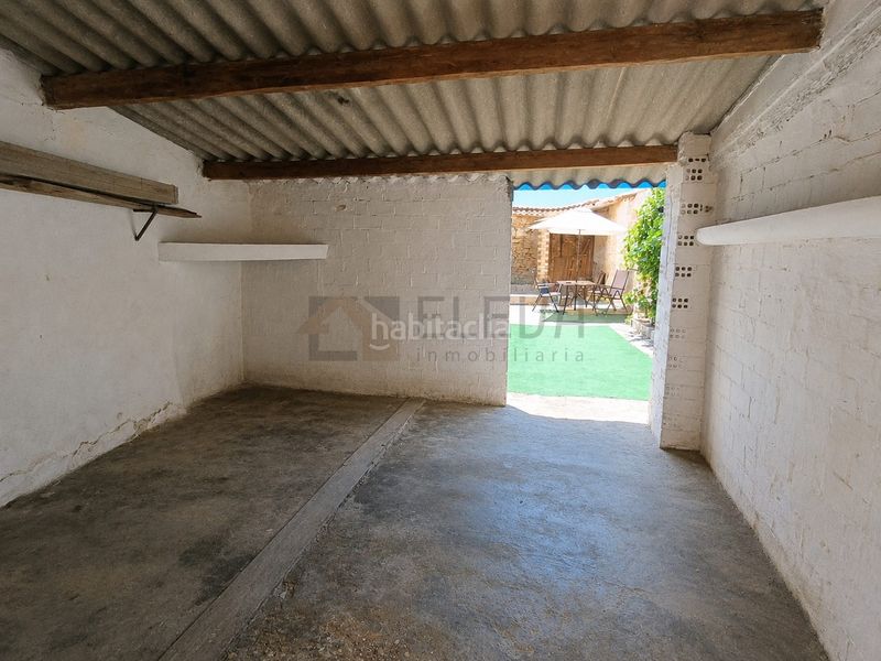 Foto ca1a0764-27c2-4c0f-8267-72cc45297df9. Casa adossada a Roda (La)