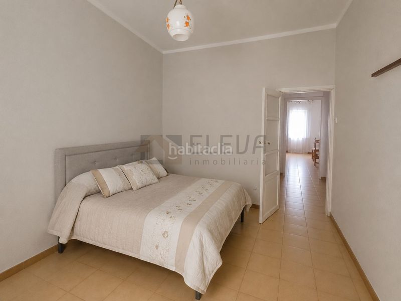 Foto ec96c36d-def2-4f9c-a4e0-c4beba219376. Casa adossada a Roda (La)