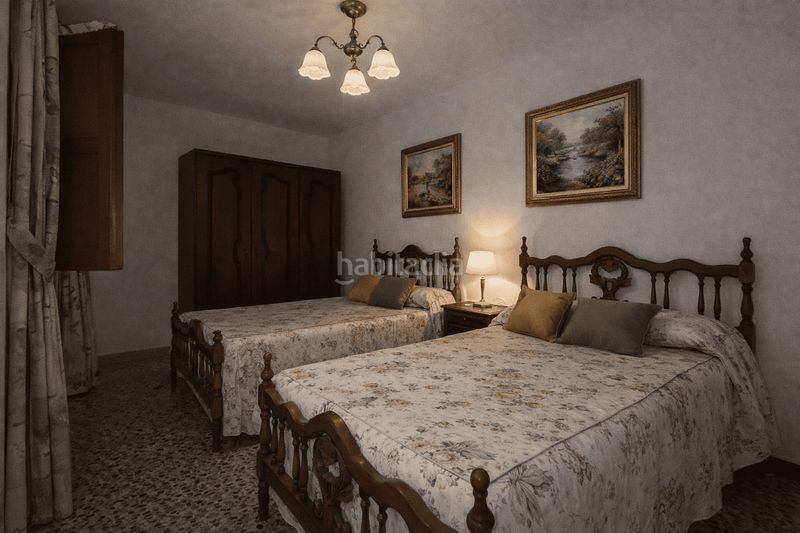 Foto cc33688e-4565-4cfe-833e-cb532163fd48. Casa amb xemeneia a Sisante