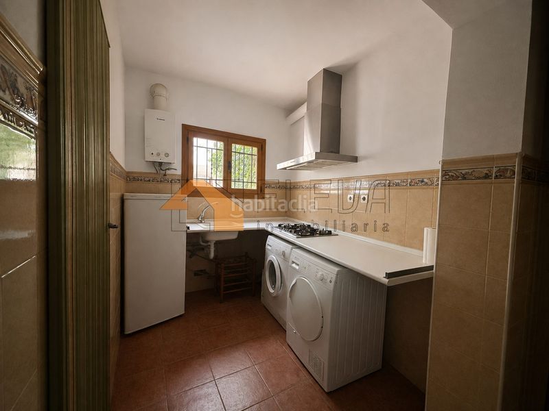Foto 384199b8-9d80-4c0c-a57d-a9def8955baa. Casa amb xemeneia calefacció aparcament a Fuensanta