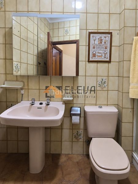 Foto 4e384586-b9b9-4555-bbea-f2d2a526d81f. Casa amb calefacció aparcament a Roda (La)