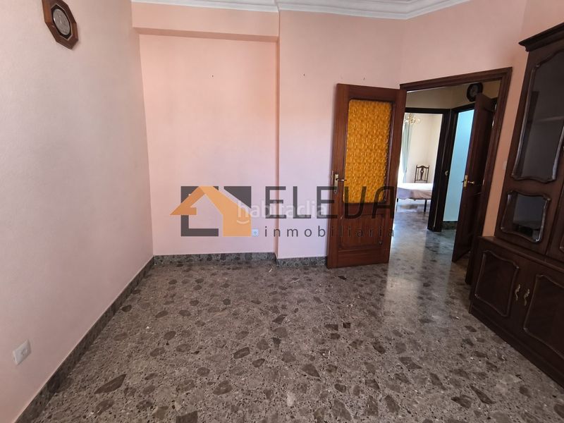 Foto e17f2467-630e-48b0-9cce-4788e4984b9a. Casa amb calefacció aparcament a Roda (La)