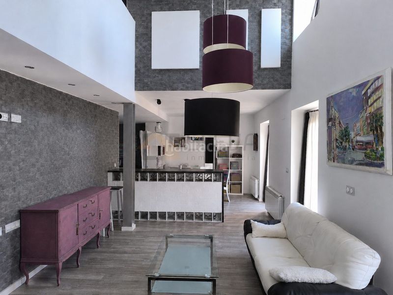 Foto 09985504-0359-48e0-970b-155e1298fb95. Duplex with fireplace heating in Roda (La)