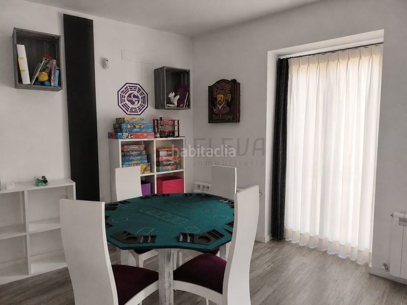 Foto 1ee41ecc-114e-4f02-b7a3-3ce422fc59ff. Duplex with fireplace heating in Roda (La)