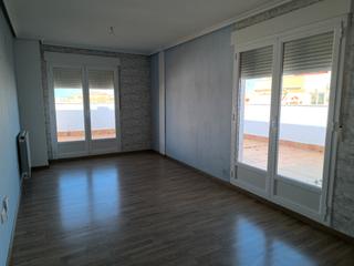 tico en Roda (La). tico para disfrutar al aire libre