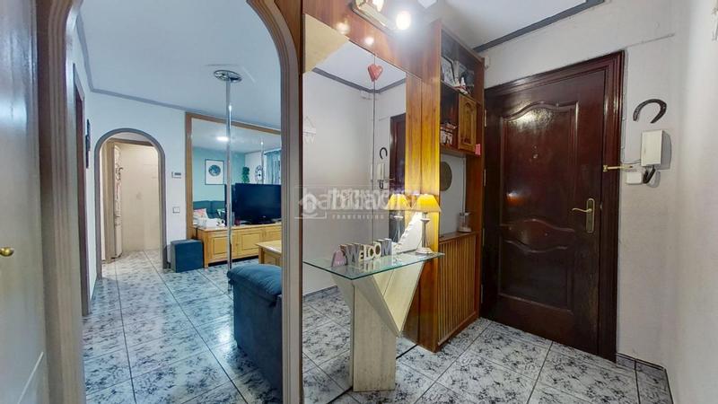 Foto 145ad313-55a0-40c5-92af-dbcebf46b842. Piso  en venta en Centre-Eixample-Can Llobet Barberà del Vallès