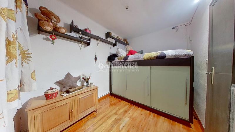 Foto 6dfa64e4-fa83-47ba-b9e6-8d57e73dc3e8. Piso  en venta en Centre-Eixample-Can Llobet Barberà del Vallès