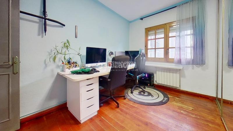 Foto f14fd9f8-4900-4f5f-b5a8-3dba32cdffc4. Piso  en venta en Centre-Eixample-Can Llobet Barberà del Vallès