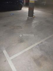 Posto auto in Barri Antic. Boxplaza de garaje en venta en barberà del vallès