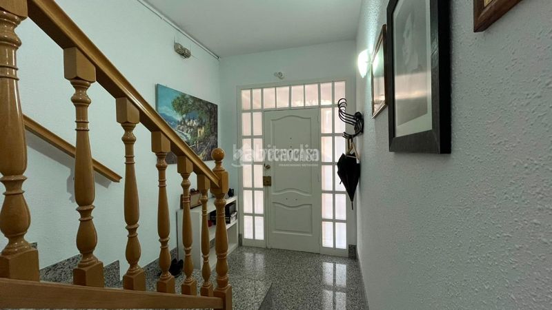 Foto d2f8252d-6061-4fa5-9c77-b5d81492150e. Casa aparellada amb calefacció a Centre-Eixample-Can Llobet Barberà del Vallès