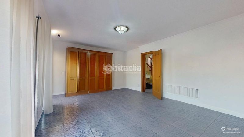 Foto e9aca75a-4db2-429c-b32a-c693b77f82d3. Casa aparellada amb calefacció a Centre-Eixample-Can Llobet Barberà del Vallès