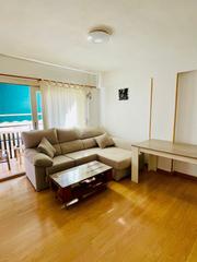 Appartement à Carolinas Bajas. Piso amplio con terraza junto a las cigarreras, alicante