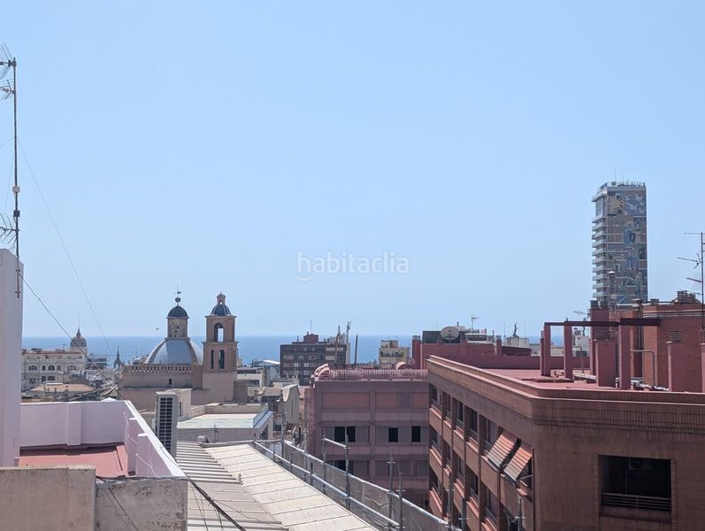 Foto 97ddae11-4bf7-4d77-b733-3e0159c6d5d7. Àtic amb calefacció a Barrio del Centro Alicante