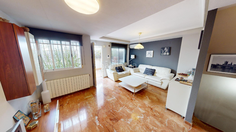 Foto 548e07f8-8353-4828-ae04-9dcbac7fb2bd. Casa amb calefacció a Albufereta Alicante