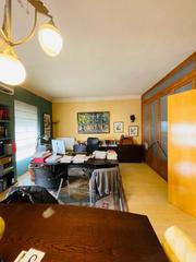 Etagenwohnung in Barrio del Centro. Vivienda en pleno centro de alicante, junto al mercado central.