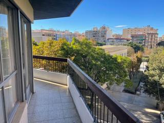 Pis a Ensanche-Diputación. Luz, espacio y las mejores vistas a plaza séneca 3 dormitorios