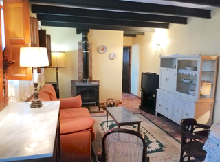 Masia a Torre de les Maçanes (la)