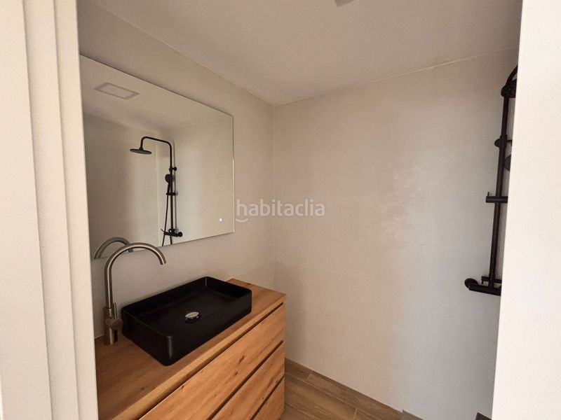 Foto ba524d8b-c8be-47f8-ab50-a04365982ee4. Àtic a Barrio del Centro Alicante