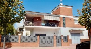 Xalet  Carrer de joan fusté. Vivienda unifamiliar en cambrils