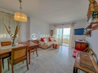 Pis en Avenida del peoncillo 50. Apartamento bajo en venta de 2 dormitorios y parking, en primera