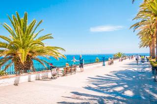 Pis a Calle castilla pérez 25. Apartamento en venta en nerja centro, 3 dormitorios recien refor