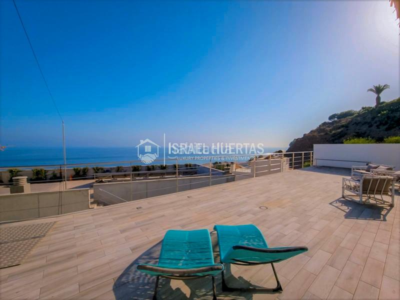 Foto 06a61e8b-3cc1-43cf-b222-b920542b8a82. Casa amb calefacció aparcament piscina a Chaparil - Torrecilla - Punta Lara Nerja