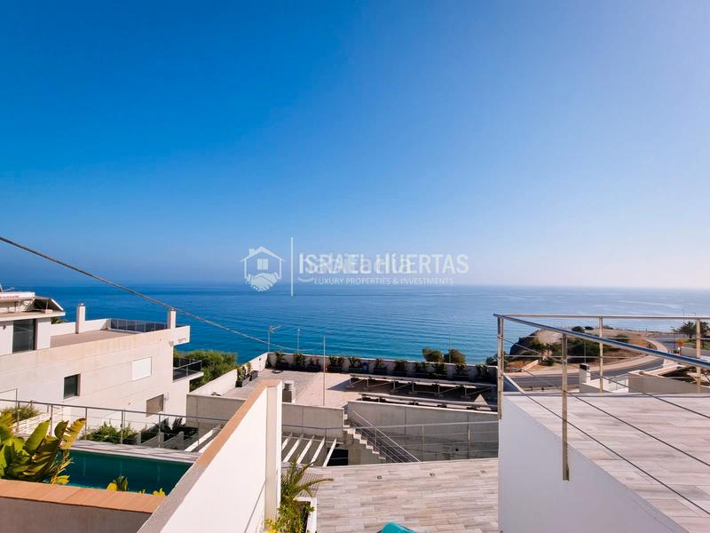 Foto 212d0721-ea1e-4c50-a674-e245f80224ec. Casa amb calefacció aparcament piscina a Chaparil - Torrecilla - Punta Lara Nerja