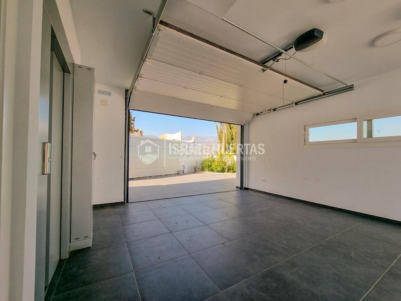 Foto 560f4181-a998-48e6-a07c-571839036593. Casa amb calefacció aparcament piscina a Chaparil - Torrecilla - Punta Lara Nerja