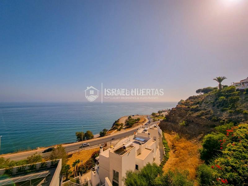 Foto 72e7244b-25ba-49b1-93b7-2d7d6efff409. Casa amb calefacció aparcament piscina a Chaparil - Torrecilla - Punta Lara Nerja