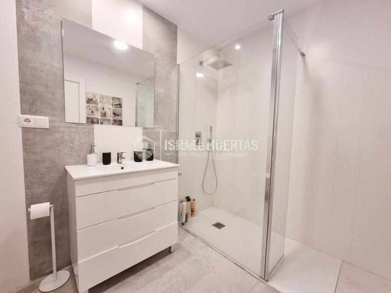 Foto c4e481b4-4cb2-4afb-9836-b6bd7ba7cf7a. Casa amb calefacció aparcament piscina a Chaparil - Torrecilla - Punta Lara Nerja