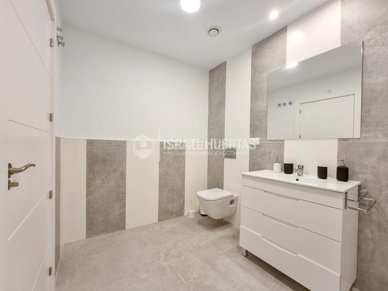 Foto f394ee38-c49f-4ff3-8b58-b5349e6963e1. Casa amb calefacció aparcament piscina a Chaparil - Torrecilla - Punta Lara Nerja